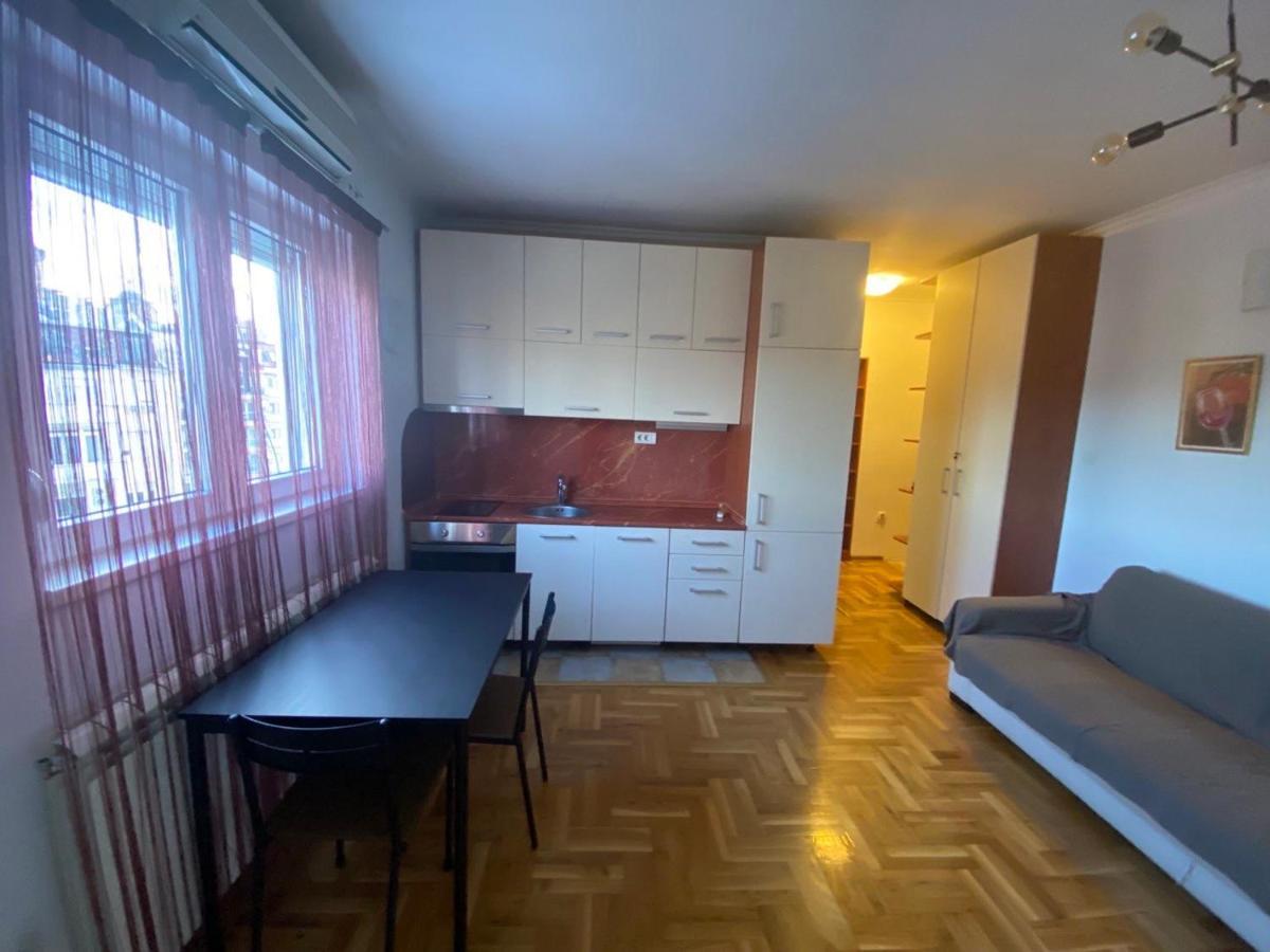Galiastan Apartment Белград Екстериор снимка